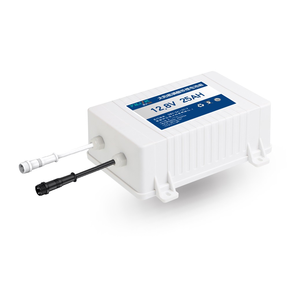 太阳能12.8V电池组